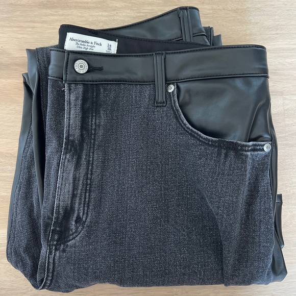 Abercrombie Mixed Fabric Straight Jean - Picture 1 of 6
